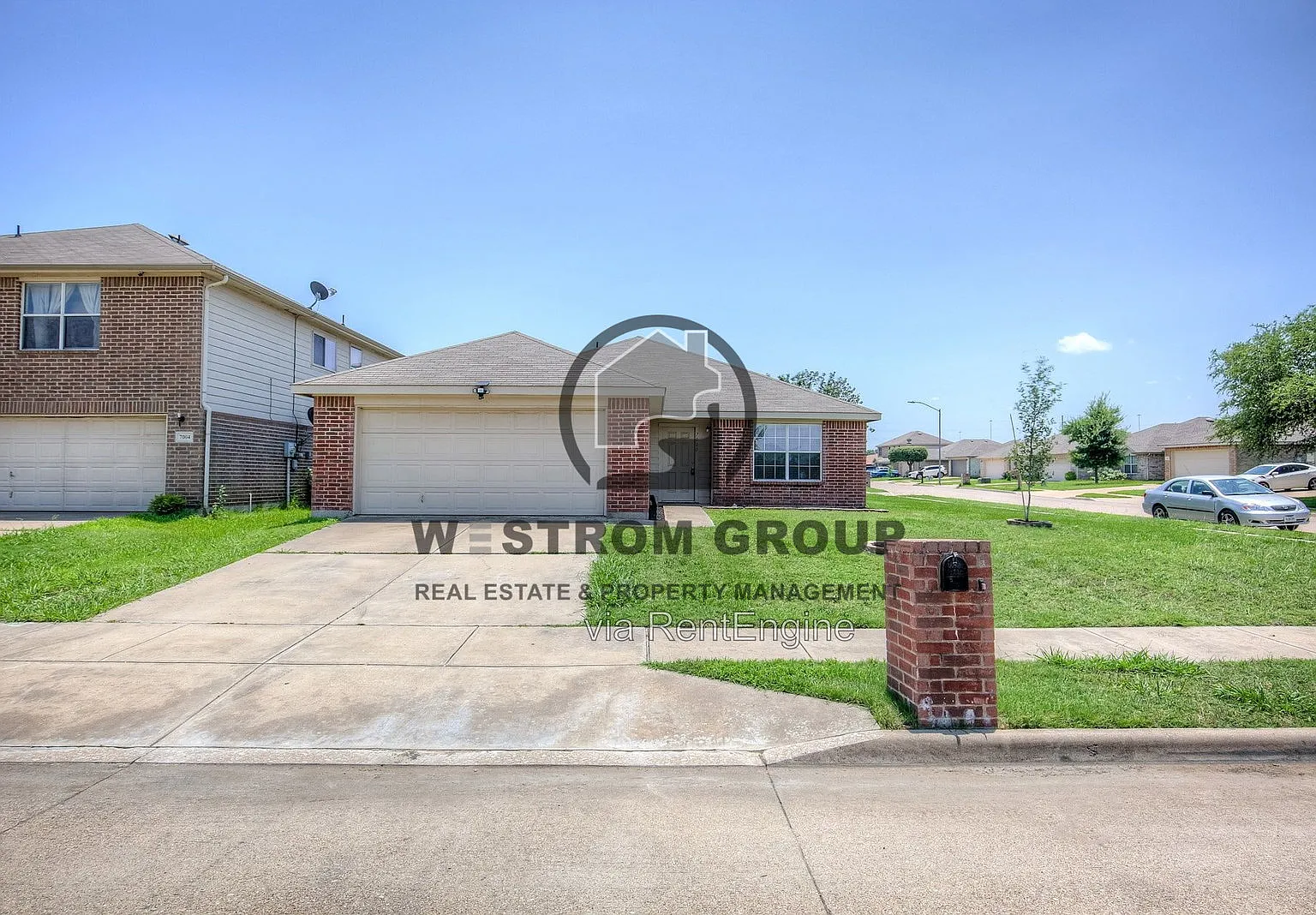 3 bed, 2.0 bath, 1720 sqft, $2,245 — Photo 1