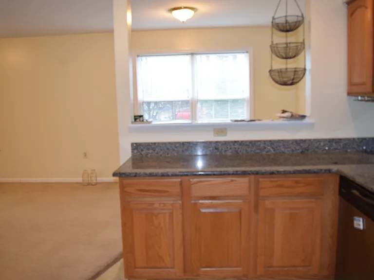 140 Kenley Ct #1 — Photo 8