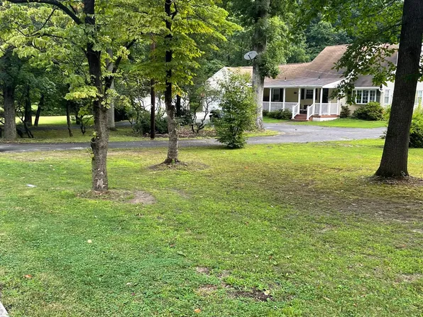 475 Mount Royal Rd, Sewell, NJ 08080