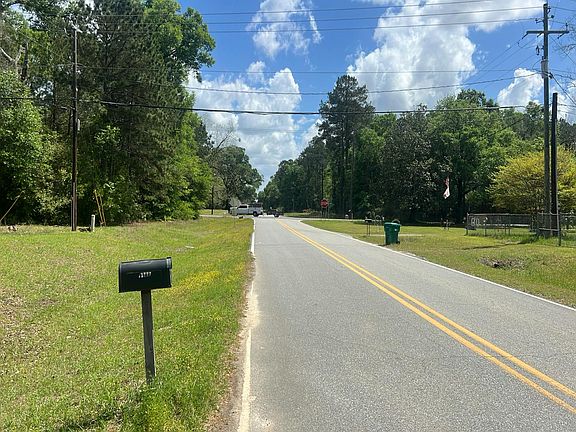 4th image of 1023 Nelms Rd