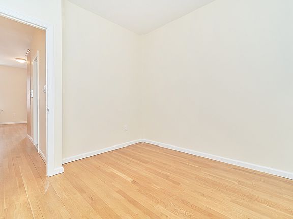 4th image of 117 E 89th St APT 4D