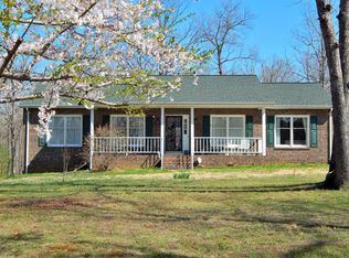 943 Lasley Ln, Louisa, VA 23093