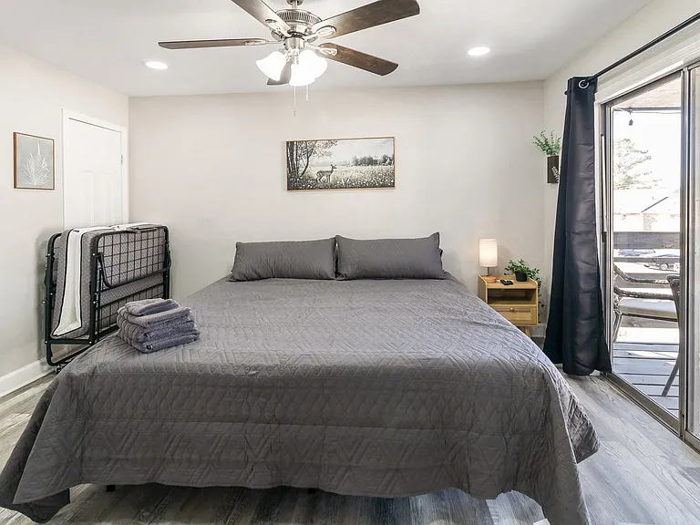 1005 Summer Court Cir #D — Photo 12