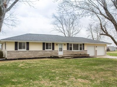 1814 N Knightstown Rd, Shelbyville, IN, 46176