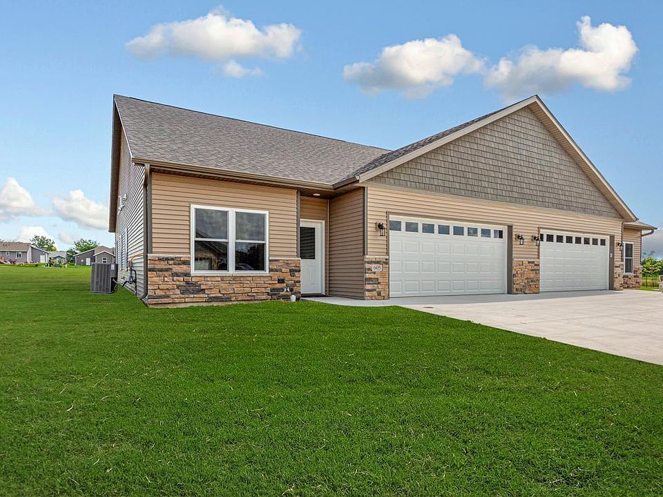 1st image of 605 Northwood Pl