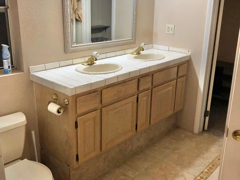 master bedroom private bathroom