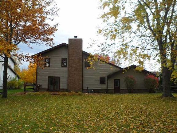 2nd image of 7040 Crosscreek Dr