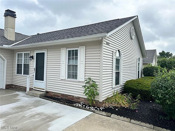 3rd image of 8447 Westport Dr