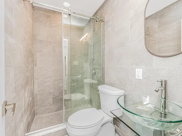 6140 Delafield Avenue image 23 of 36