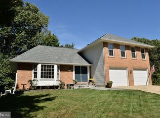 9106 Scott St, Springfield, VA 22153