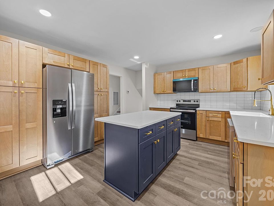 1st image of 5324 Cheval Pl