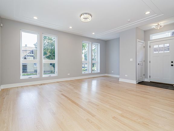 2nd image of 1338 N Central Park Ave