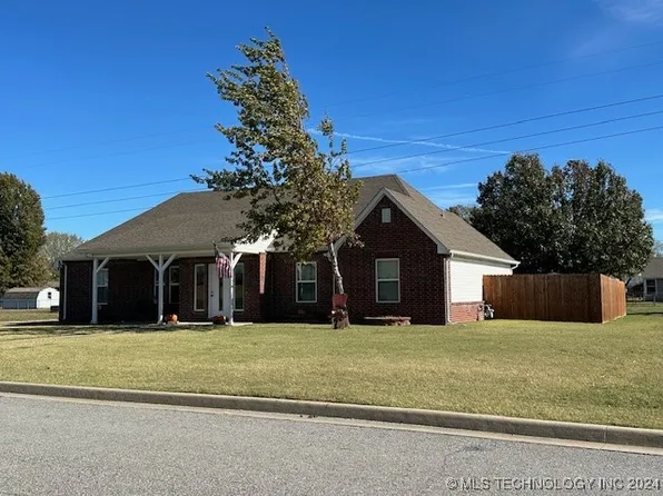 1401 Carter Ave, Wagoner, OK 74467
