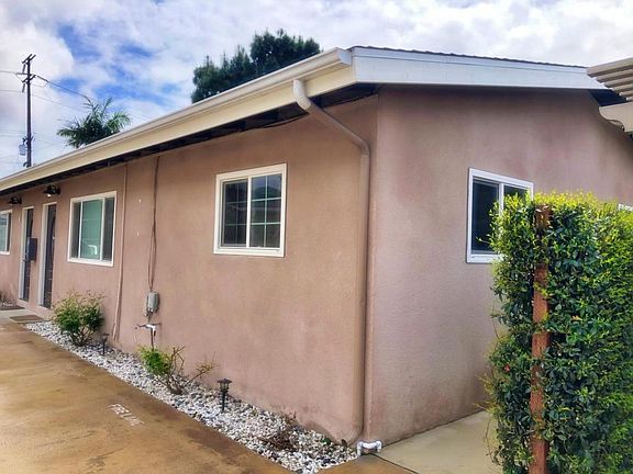 3rd image of 2195 Canyon Dr #A