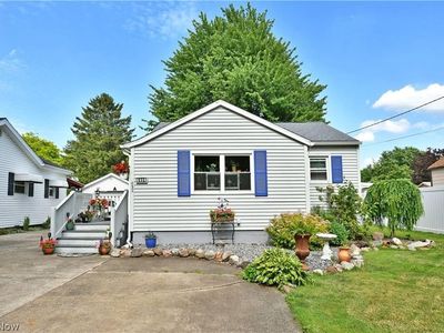 632 Chestnut St, Conneaut, OH, 44030
