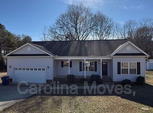 105 Bismark Dr, Pelzer, SC 29669