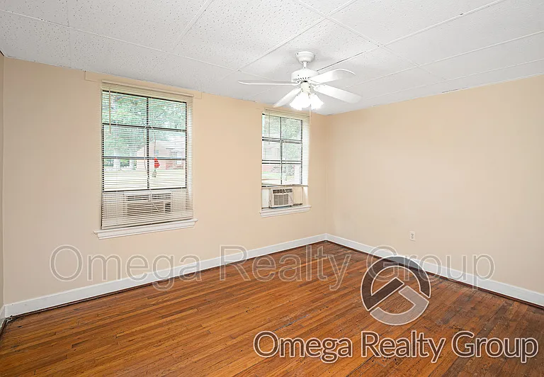 901 9th Ave S #7 — Photo 16