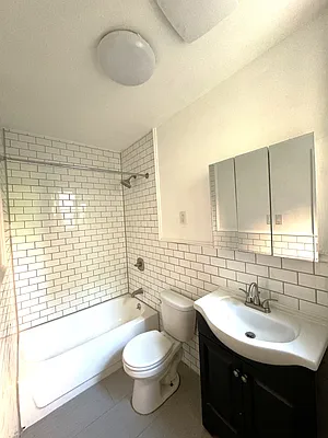 Rented by Pear NYC LLC | media 6