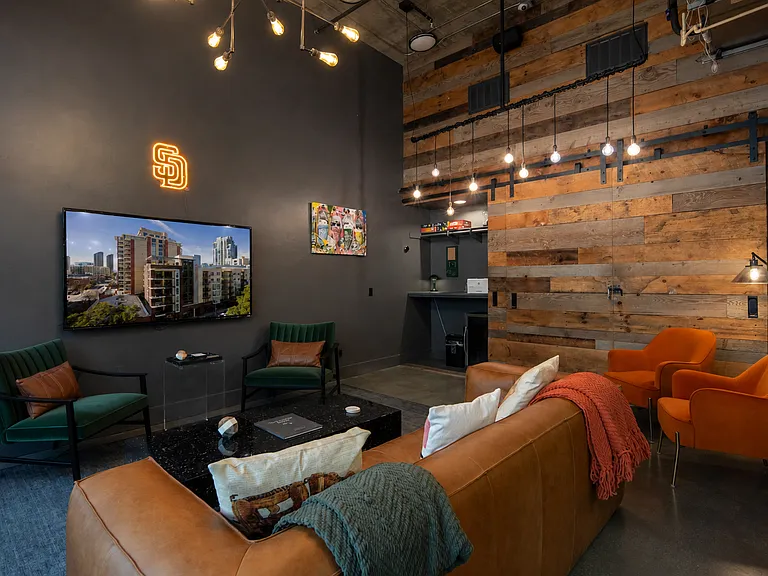 Urbana East Village Rental Flats — Photo 10