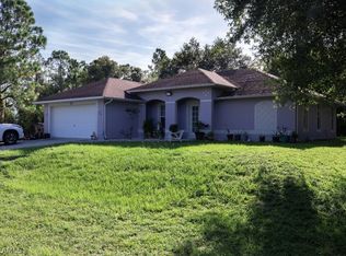 563 Flamingo Ave S, Lehigh Acres, FL 33974