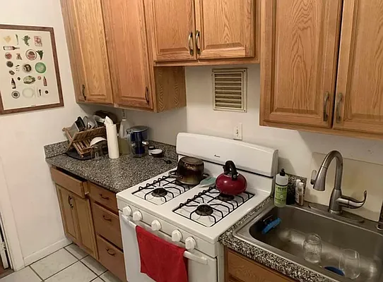 Rented by J Misrahi Realty Corp | media 31