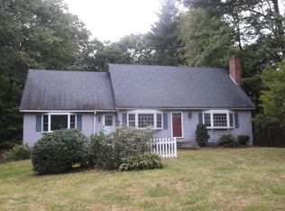 11 Jeffrey Cir, Southwick, MA 01077