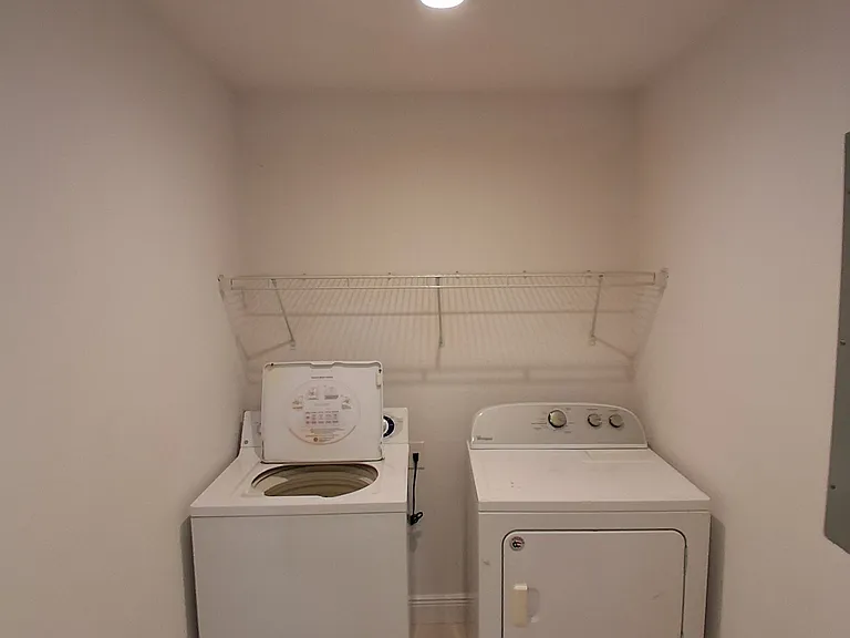 9007 Meadow Cir — Photo 19