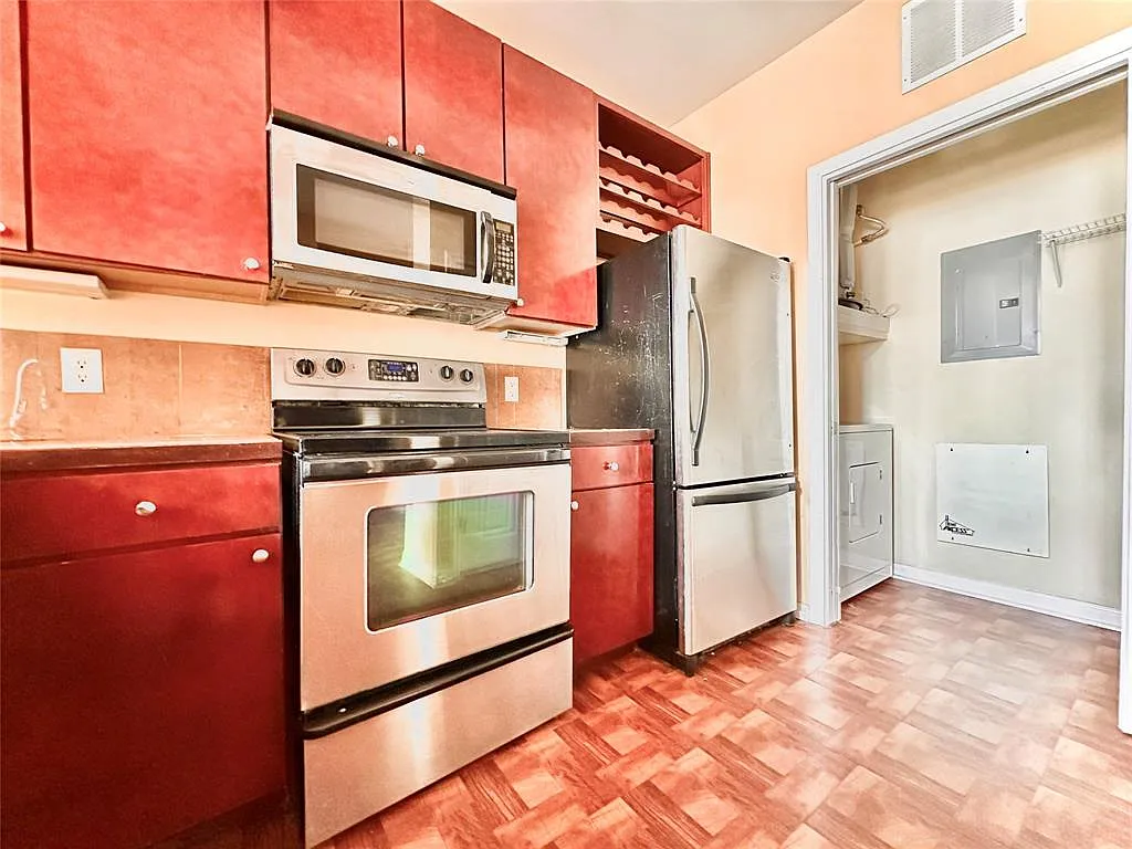 2505 San Gabriel St Apt 608 — Photo 4