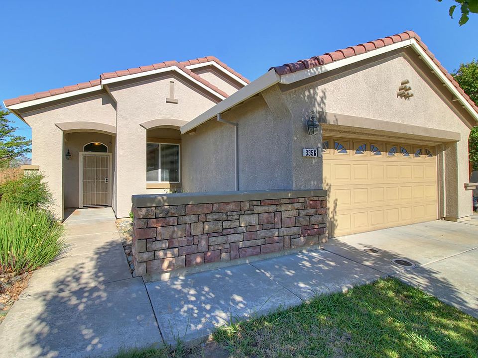 1st image of 3356 Verdeca Way