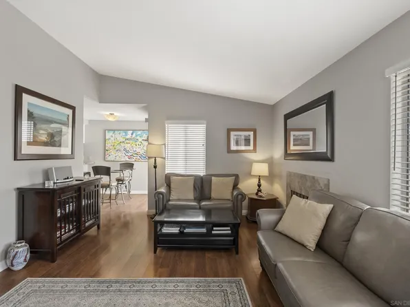 7439 Altiva Pl, Carlsbad, CA 92009