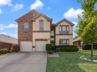 851 Grant St, Burleson, TX 76028