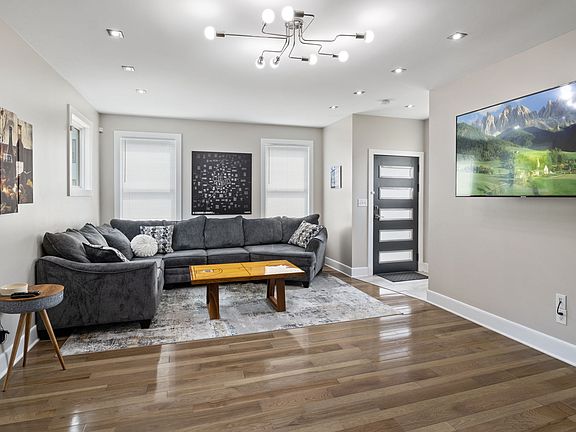 2nd image of 314 Parkway Ave