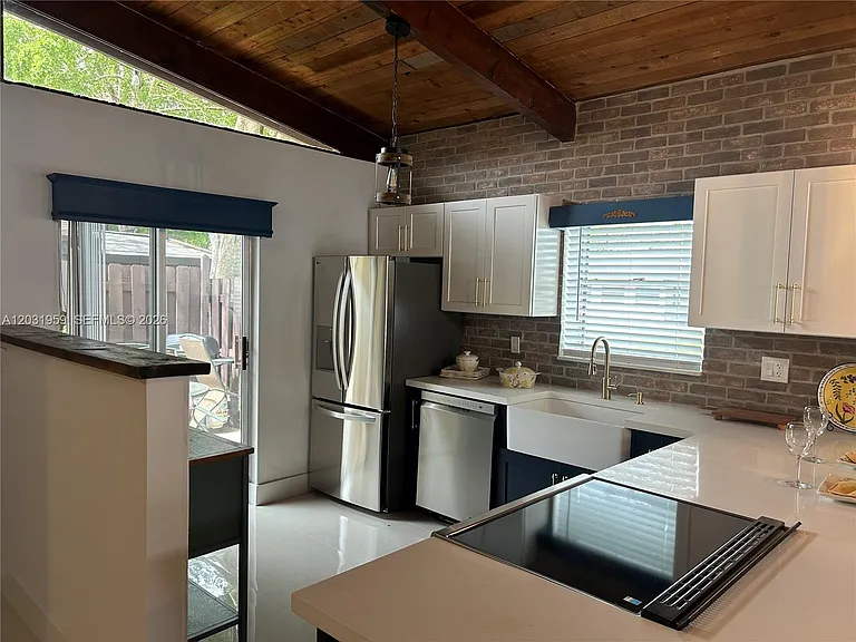 322 Briarwood Cir #1-17 — Photo 8