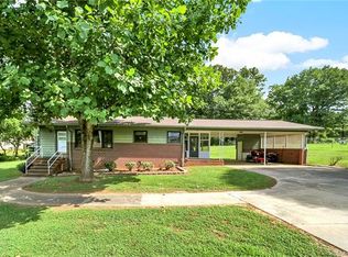 313 McConnell St, Clover, SC 29710