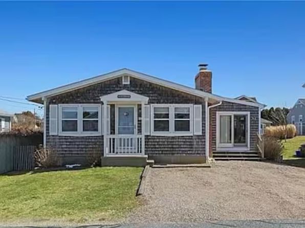 10 Stanton Ave, Narragansett, RI