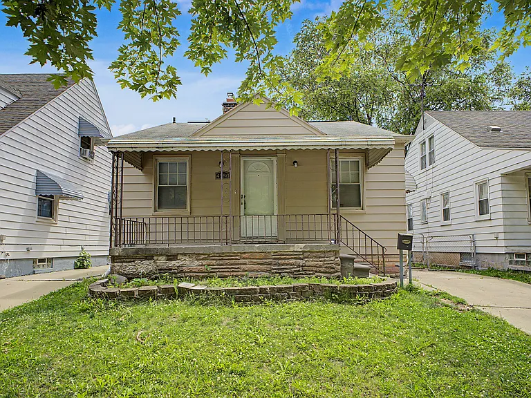 4580 Westland St — Photo 3