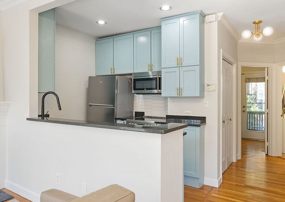 1st image of 36 Bradford St #2