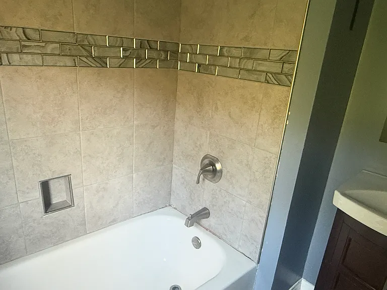 6625 Library Rd — Photo 9