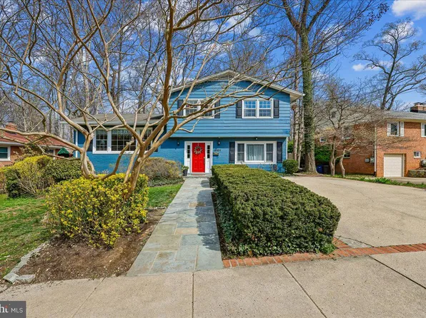 8101 Whittier Blvd, Bethesda, MD 20817