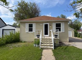 313 W 15th St, Scottsbluff, NE 69361