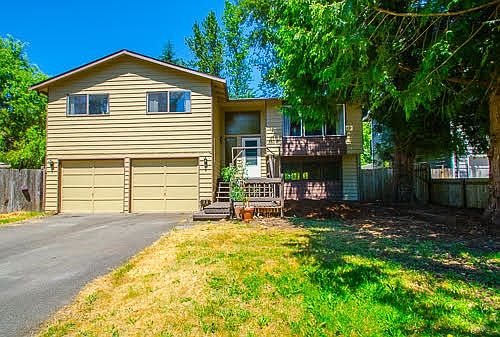 1st image of 3504 NE 190th Pl