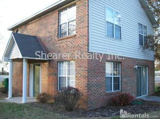 1000 Mt Holly Huntersville Rd #B, Charlotte, NC 28214