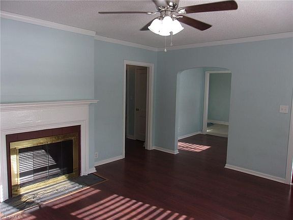 4th image of 335 Nathan Hunt Dr
