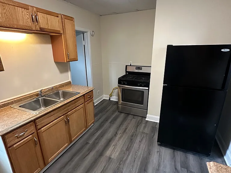 1200 Vestal Ave — Photo 9