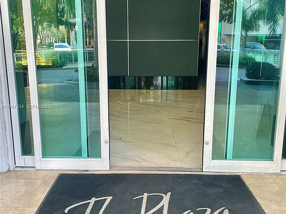2nd image of 951 Brickell Ave APT 3309