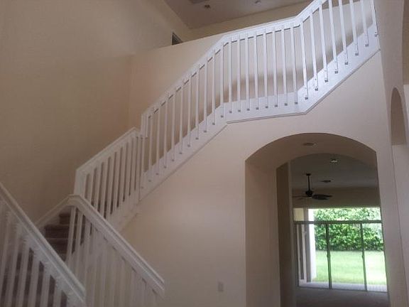 3rd image of 2057 Plainfield Dr SW
