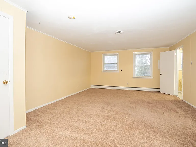 15 Cranbury Rd #1 — Photo 13