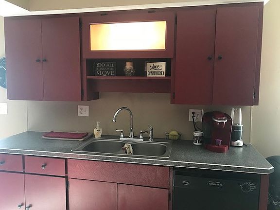 5th image of 3115 Saint Marys Dr