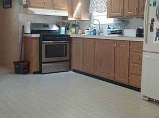 22 Blue Bird Ln, Beecher, IL 60401