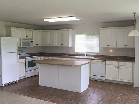 4th image of 6896 Lake Eaglebrooke Dr